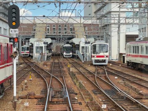 神鉄鈴蘭台駅