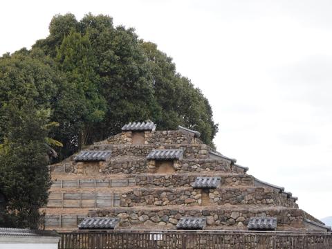 頭塔