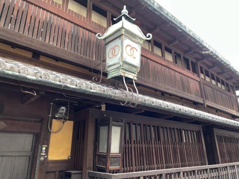 輪違屋