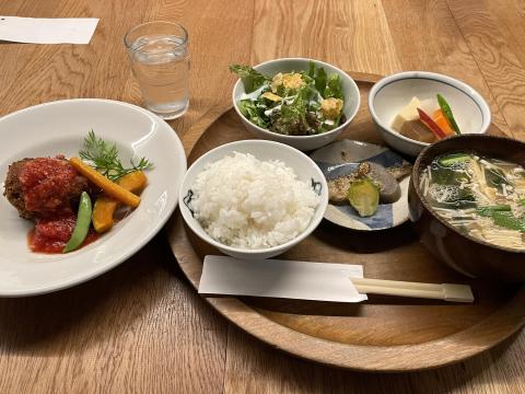 ごはんの間