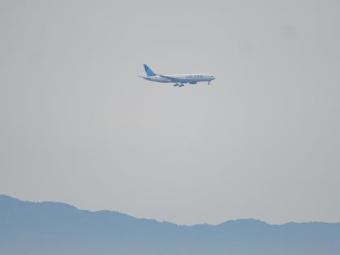 United B777