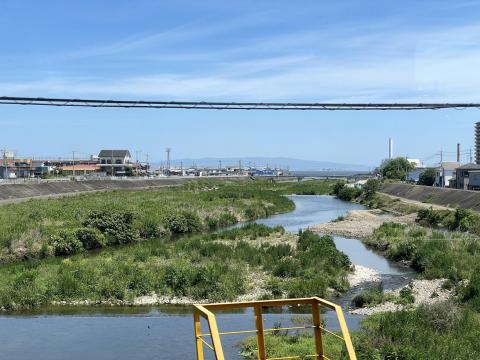 男里川