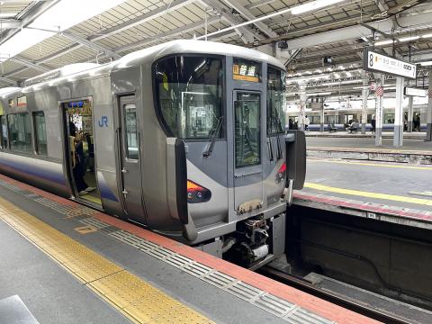 JR西 225系