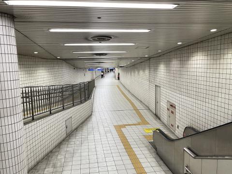 野田阪神から海老江への連絡通路
