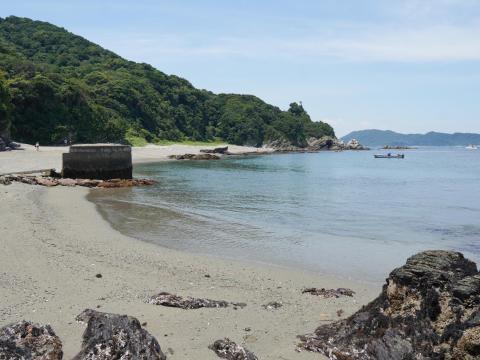 しろんご浜