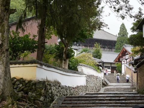 二月堂裏参道