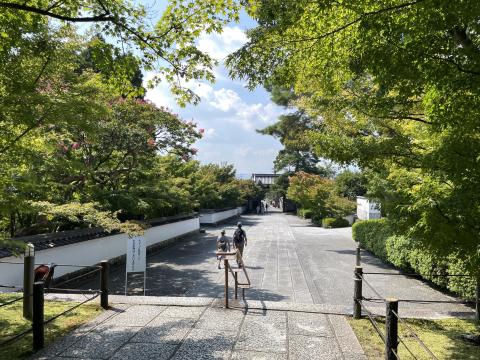 中門前