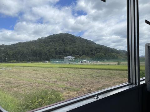 耳成山