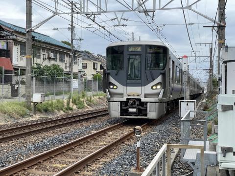 JR西 225系