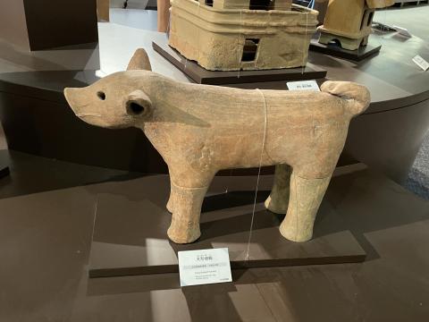 犬型古墳