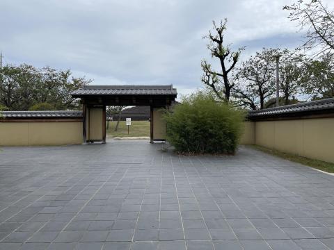土塔