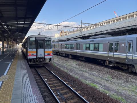 JR西 キハ120
