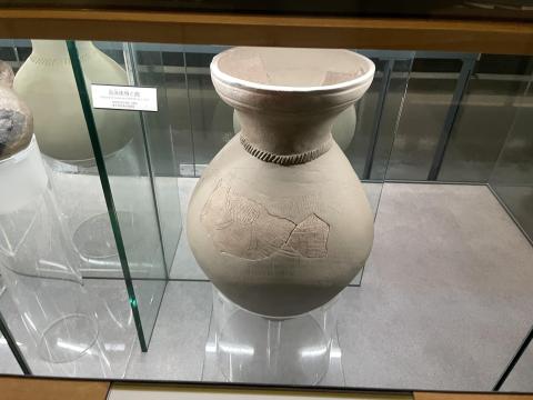 絵画土器 高殿と鹿
