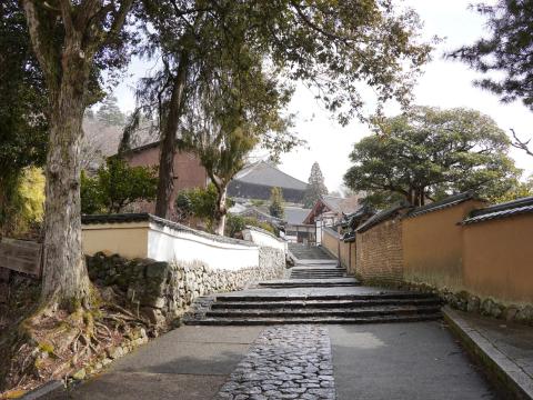 二月堂裏参道