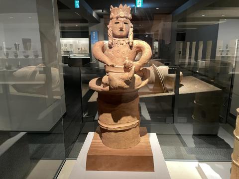 盛装男子埴輪