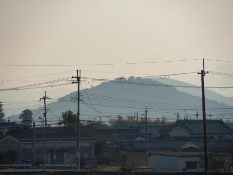 耳成山