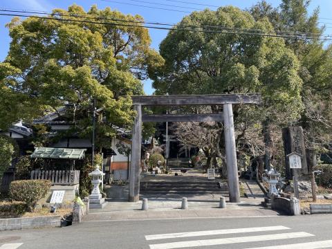 等彌神社