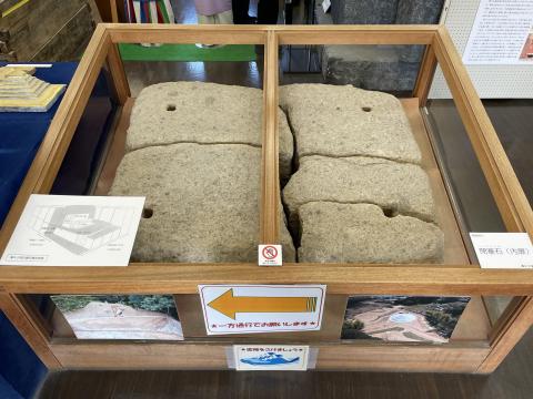 牽牛子塚古墳閉塞石