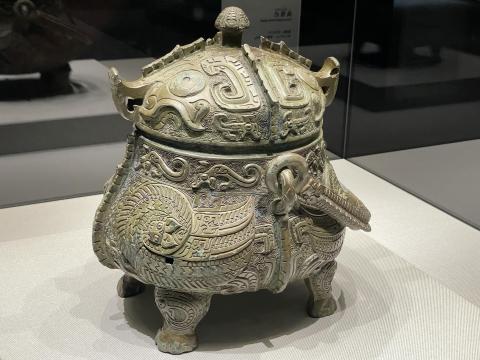 鴟鴞卣