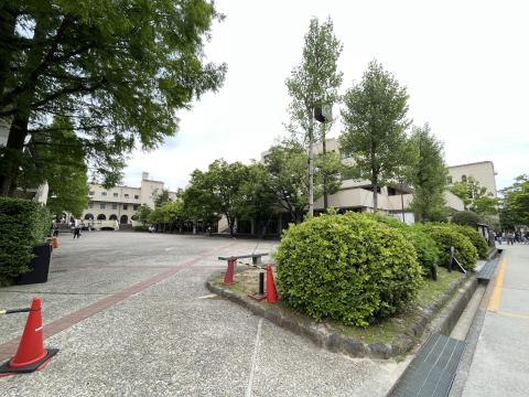 新学生会館