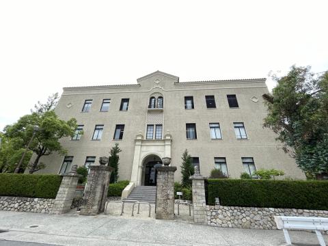 大学院2号館