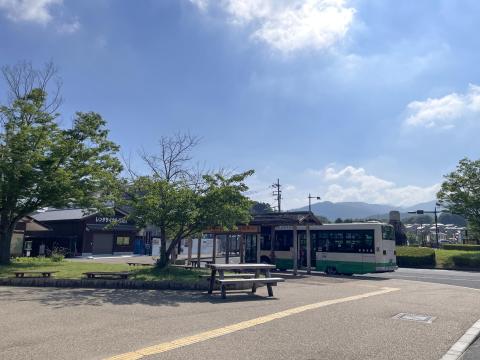 飛鳥駅前