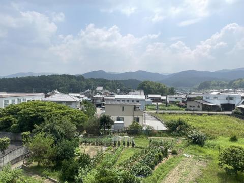 壺阪山駅付近