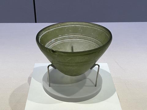 線条文碗