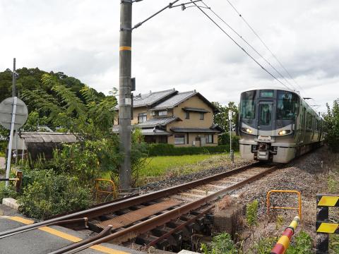 JR西 227系