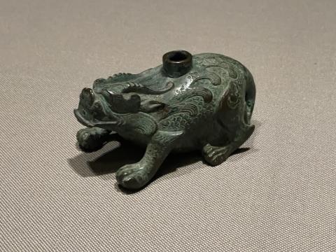 辟邪形水滴