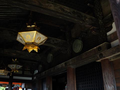 奥の院