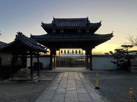 大門